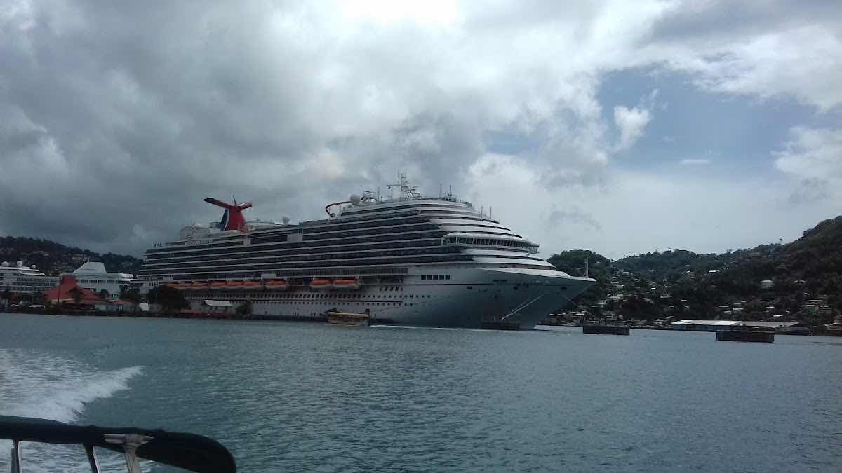 Rainbow Divers Inc. St. Lucia photo 6