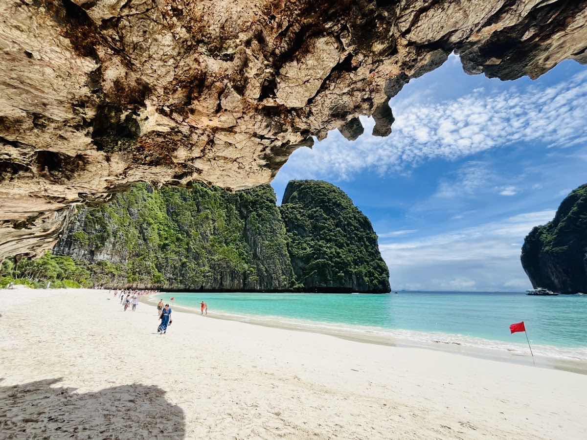 Phuket Malee Tour and Travel photo 2