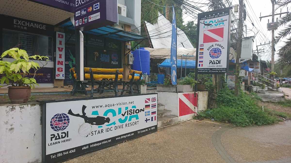 Local Diving photo 10