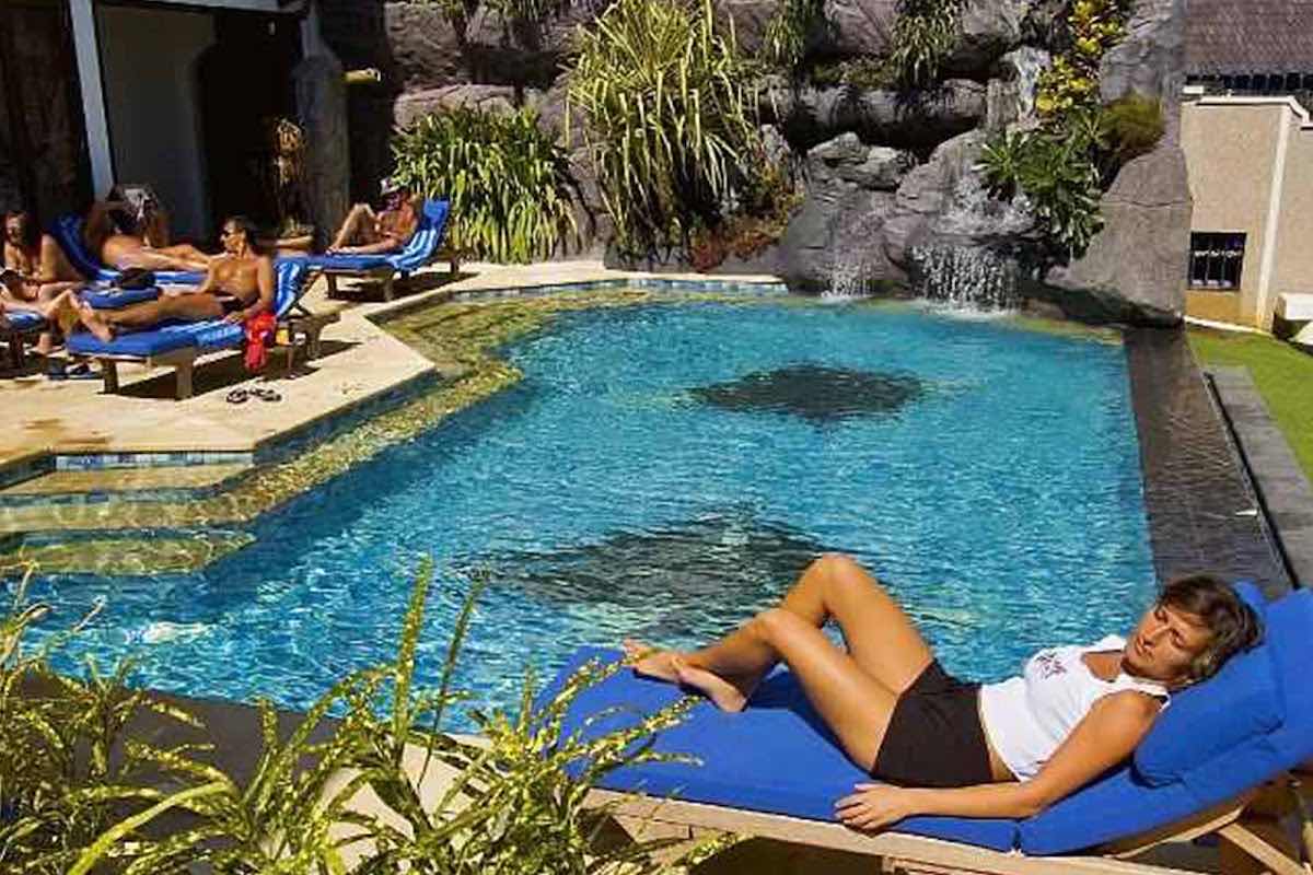 Manta Ray Bay Resort & Yap Divers photo 9