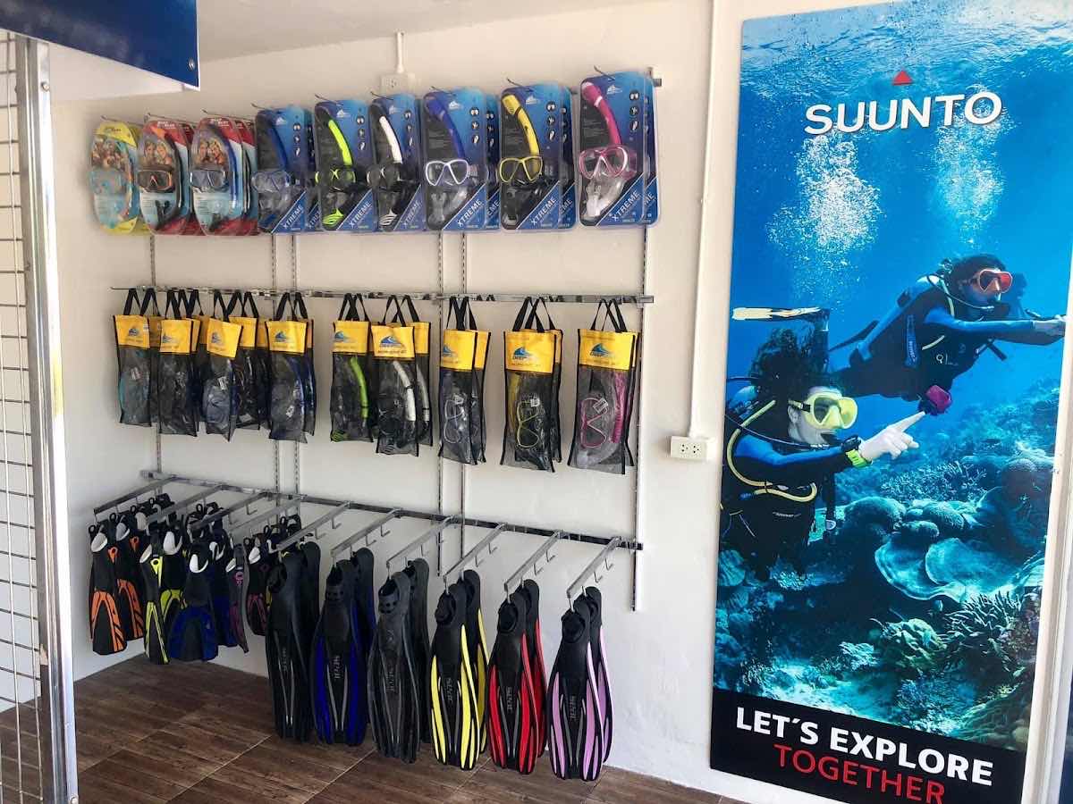 Phuket Dive Tours - Scuba Diving & Snorkeling Chalong photo 9