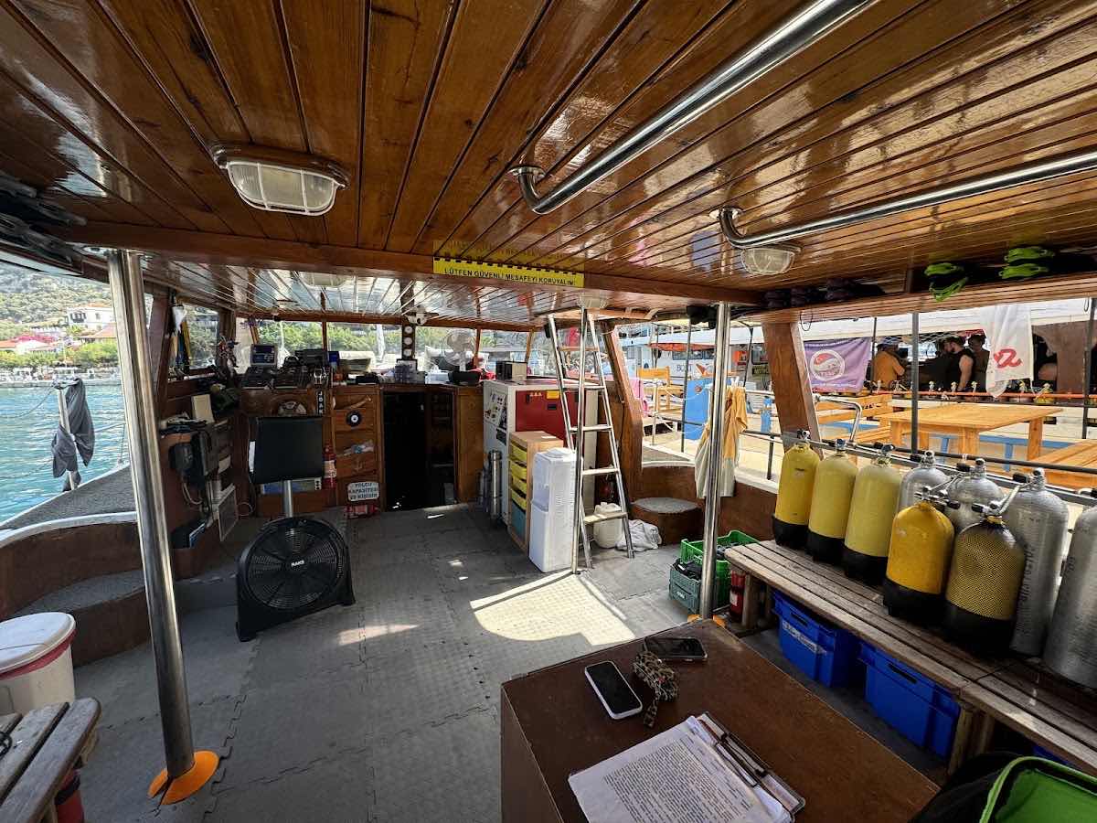 Deepist Kaş Dalış Merkezi / Dive Center photo 4